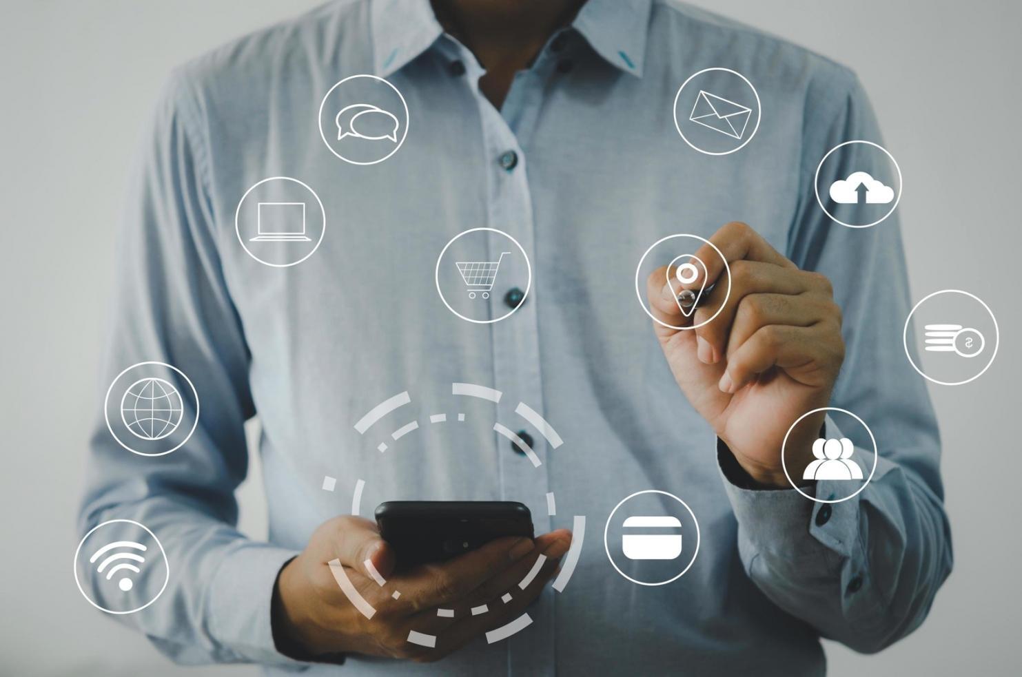 Machine learning processing pipeline visualizing text analysis and entity extraction